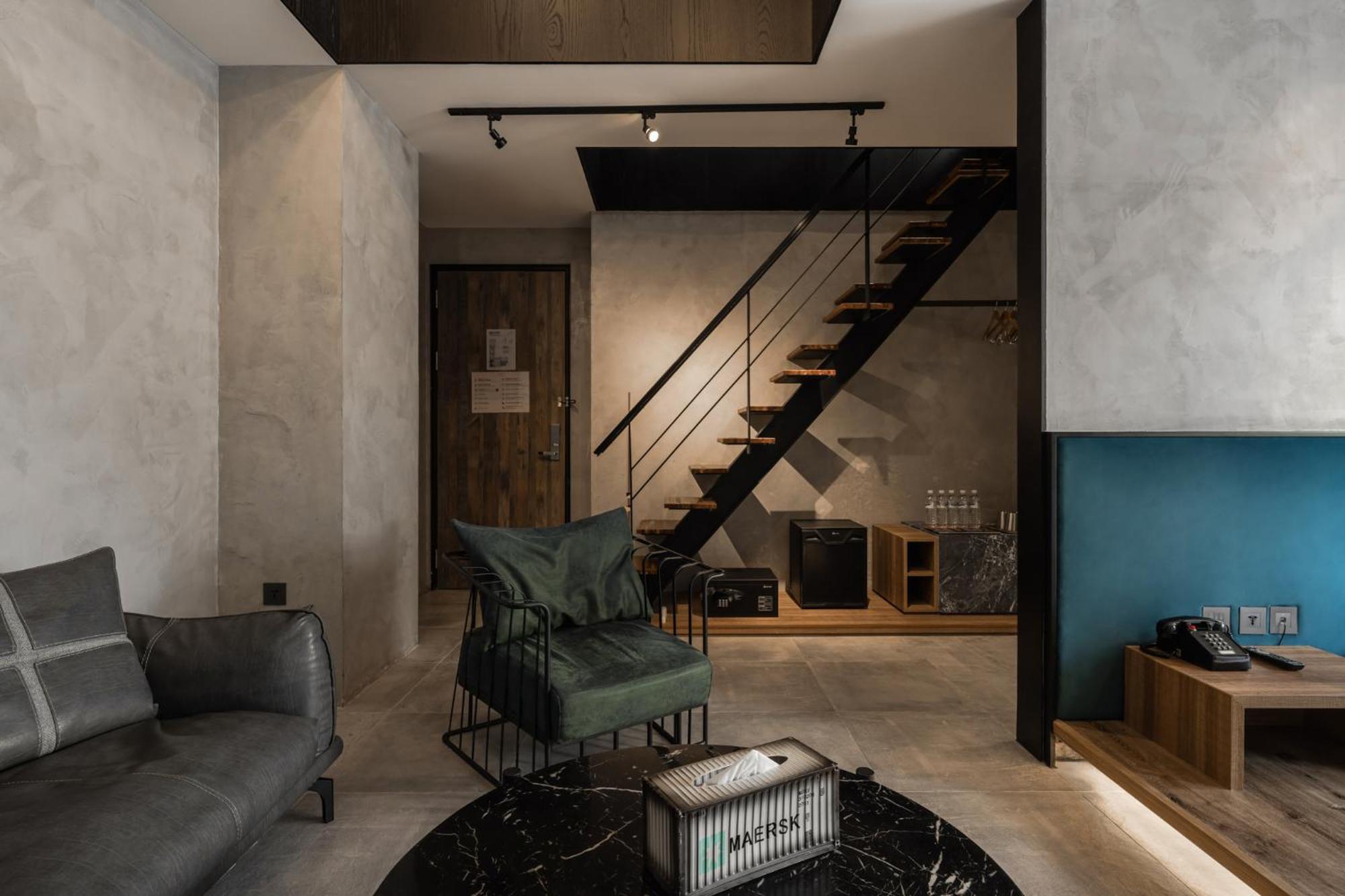 Hotel Leisure 台南行旅-巷弄潮旅 Bagian luar foto