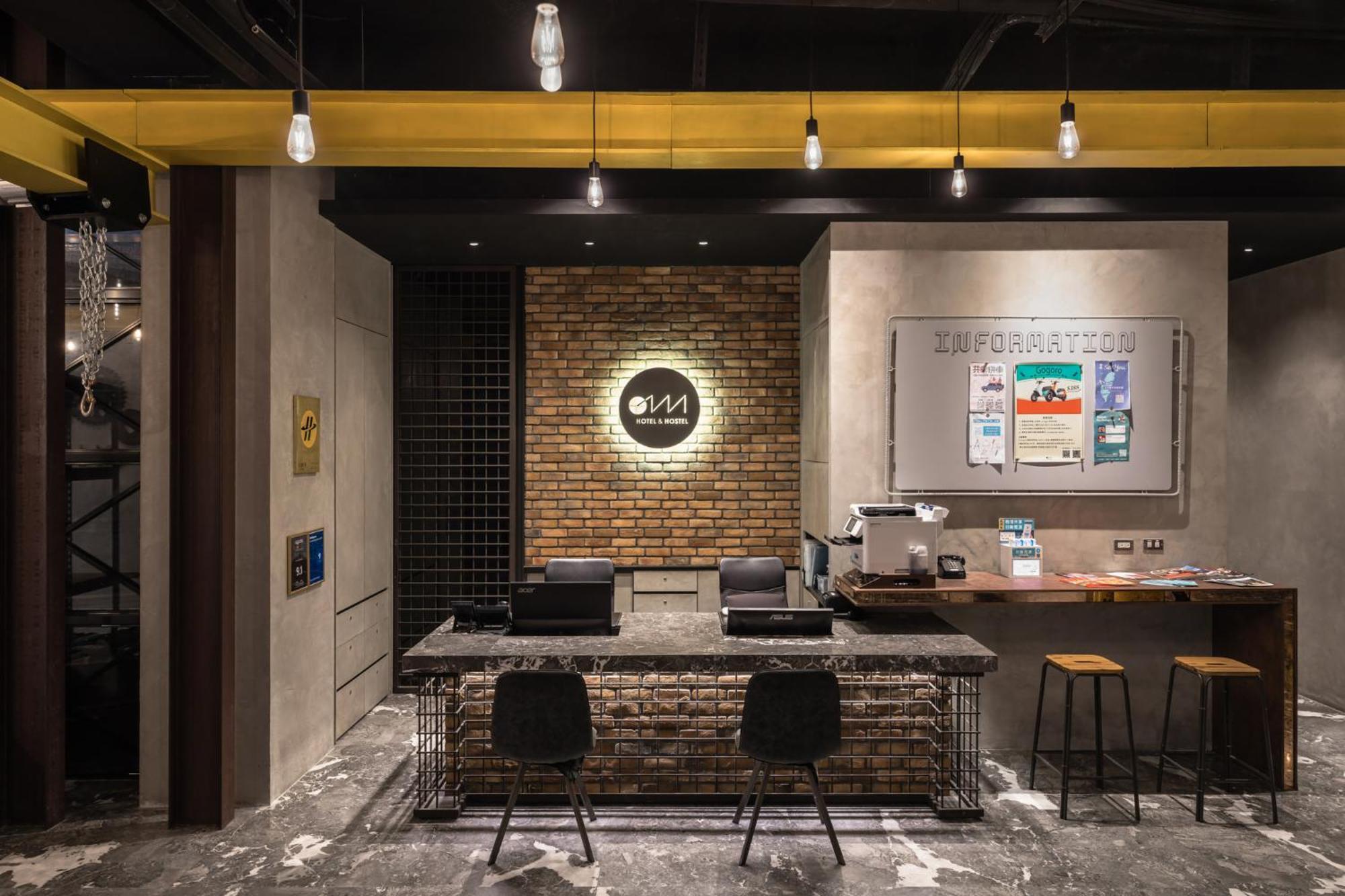 Hotel Leisure 台南行旅-巷弄潮旅 Bagian luar foto