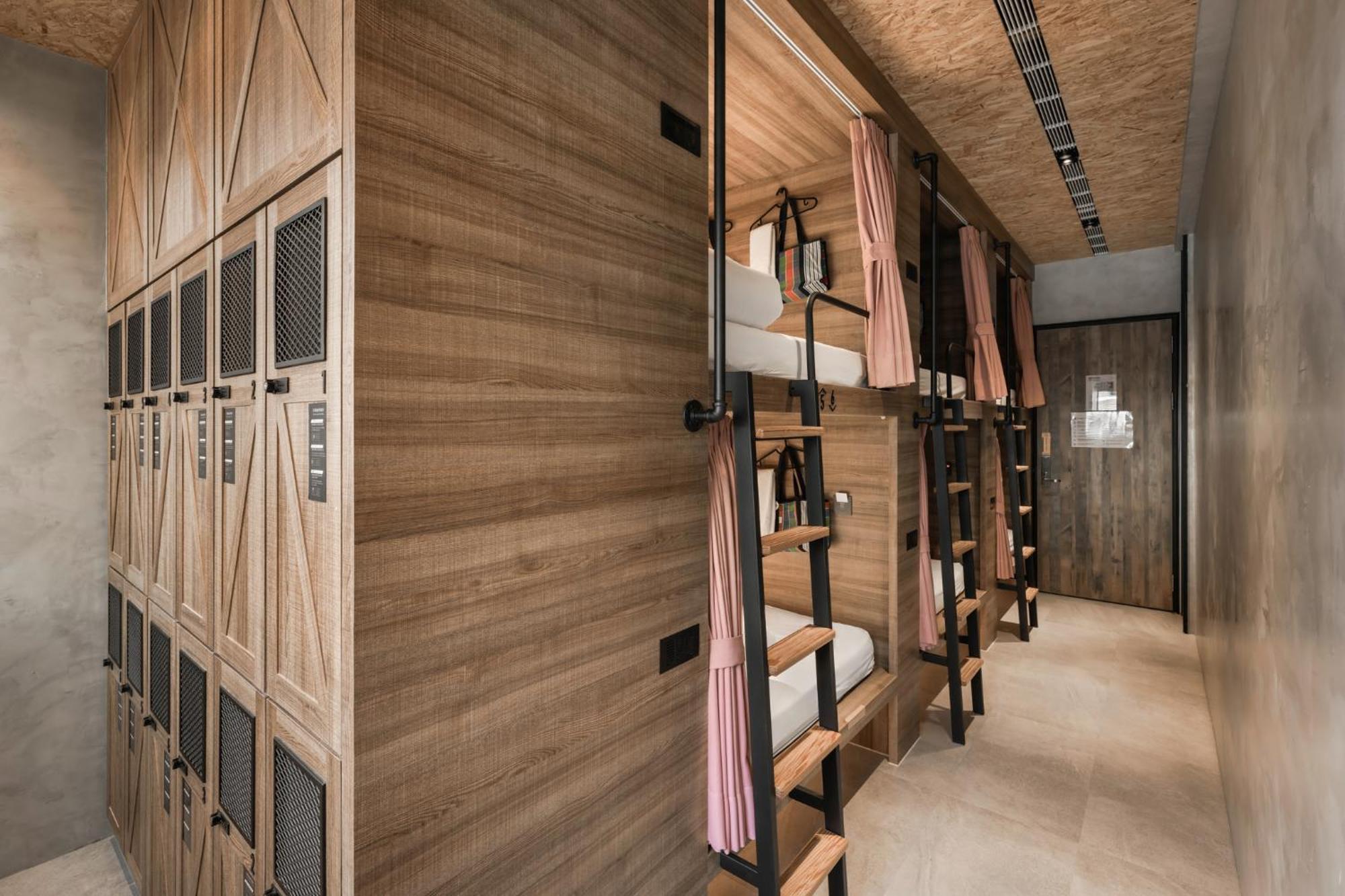 Hotel Leisure 台南行旅-巷弄潮旅 Bagian luar foto